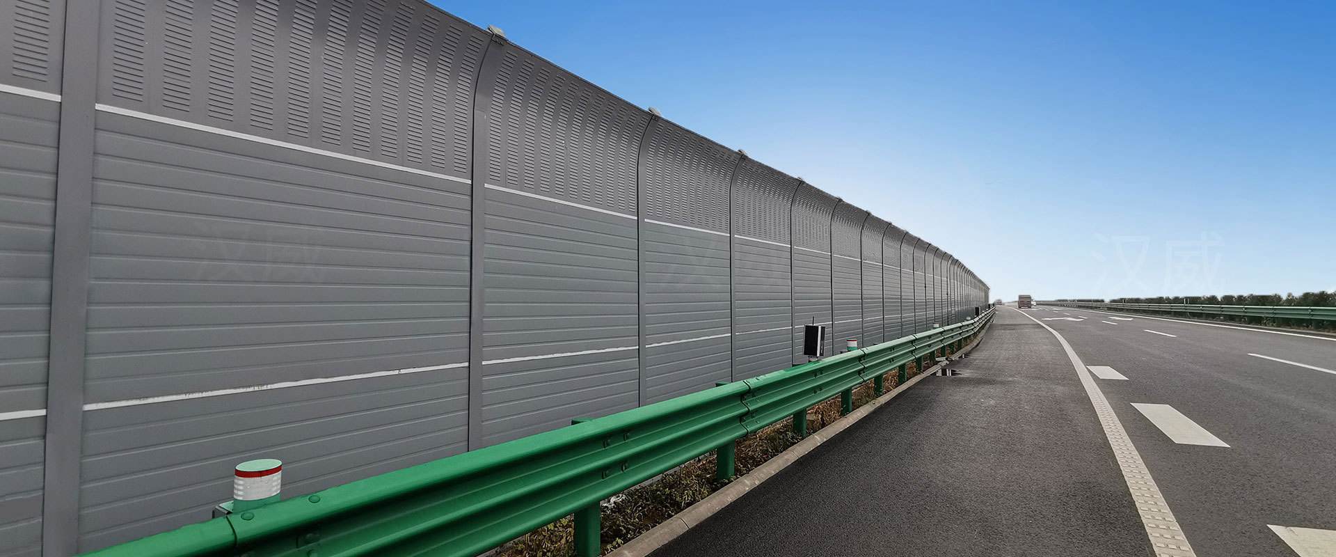 <a href=http://m.yzjhd.com/news_article?news_id=138>高速公路安裝聲屏障</a>