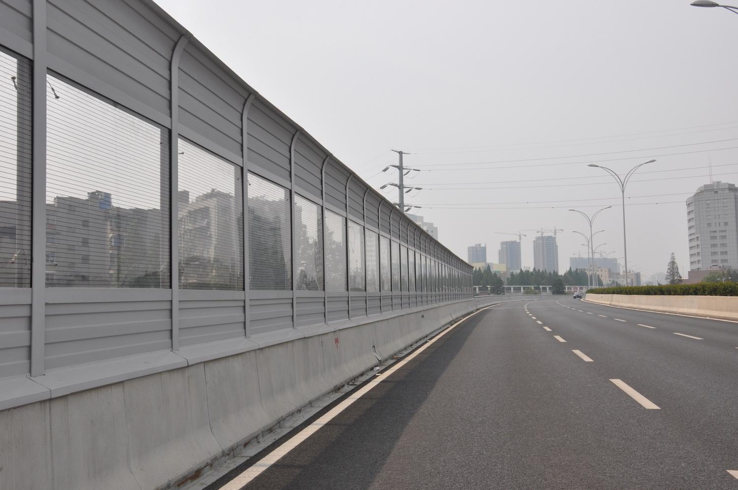<a href=http://m.yzjhd.com/news_article?news_id=142>公路聲屏障</a>